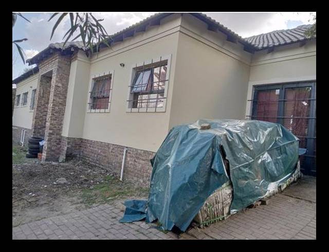 4 BEDROOM HOUSE FOR SALE IN VORNA VALLEY